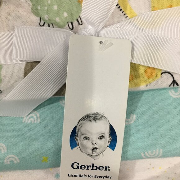 New with tags! Cozy baby blankets set - Picture 3 of 5